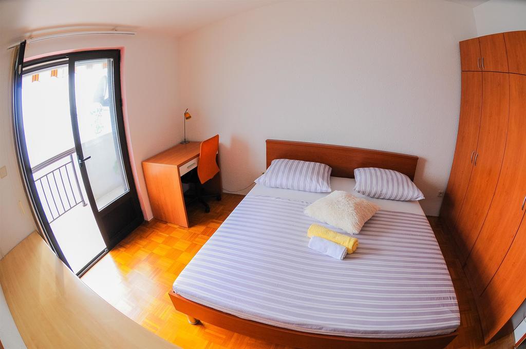 Apartments Marija Petricevic Podstrana Zimmer foto