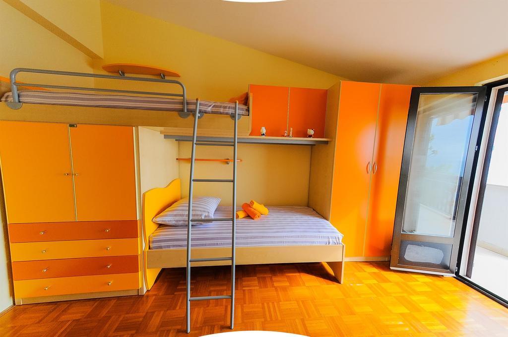 Apartments Marija Petricevic Podstrana Zimmer foto