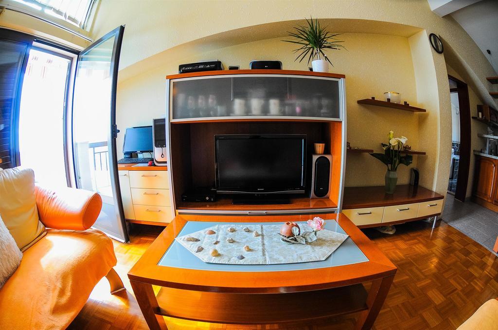 Apartments Marija Petricevic Podstrana Zimmer foto