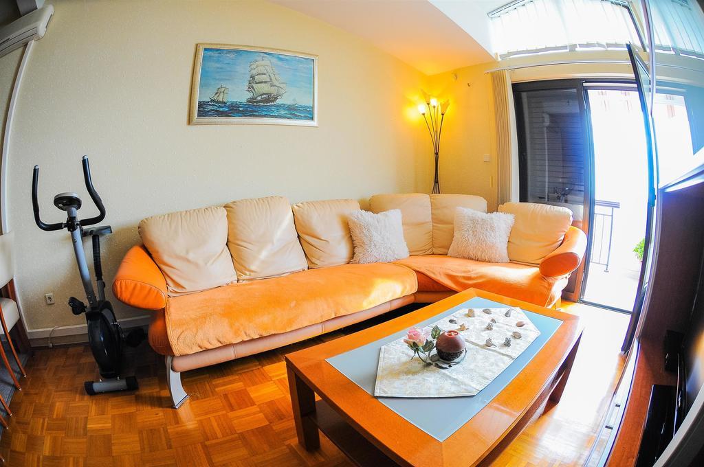Apartments Marija Petricevic Podstrana Zimmer foto